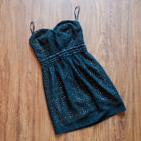 Pins and Needles Anthro Strapless Lace Dress - Picture 8 of 8